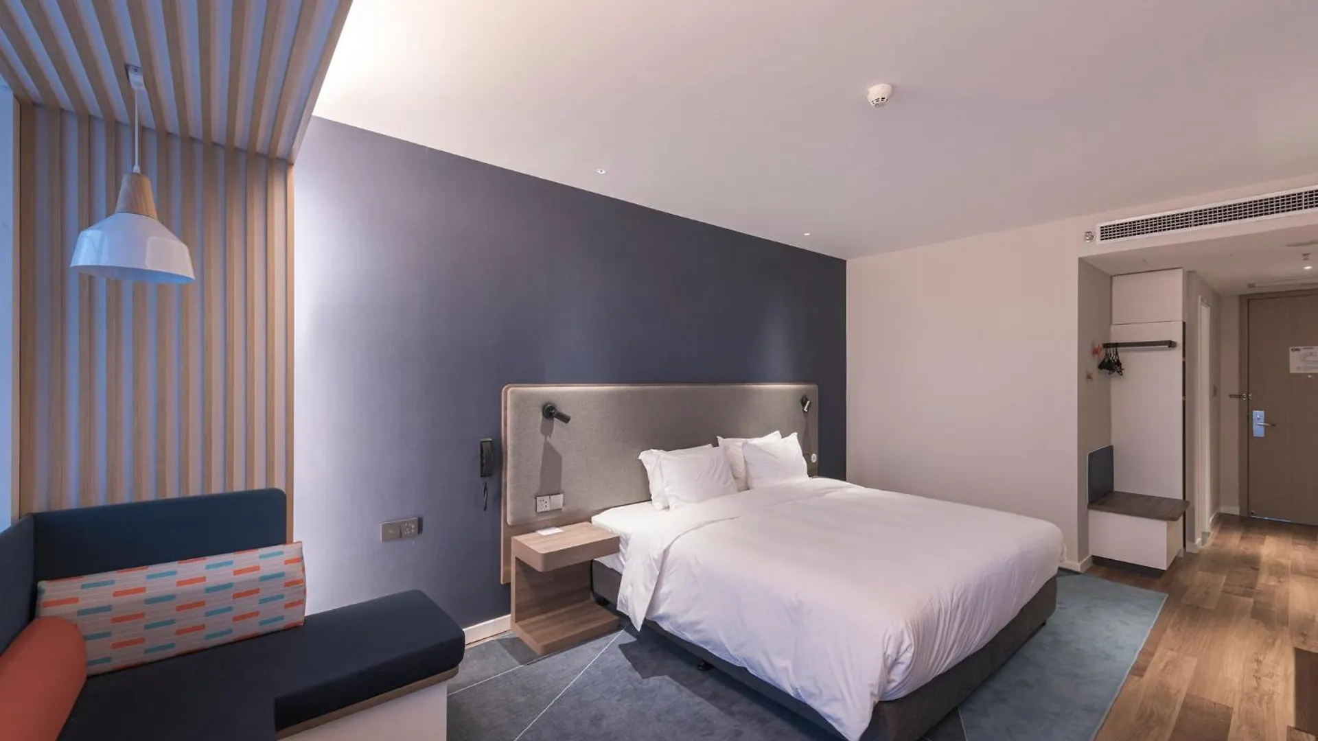Holiday Inn Express Dengfeng Songshan, An Ihg Hotel